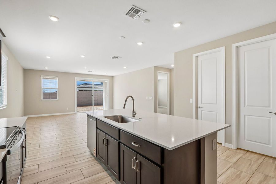 New Home in Buckeye, AZ.  - Slide 11