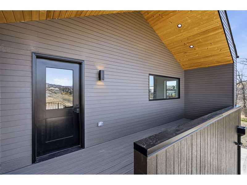 Exterior details and patio area of a home in , Superior (Image 26).