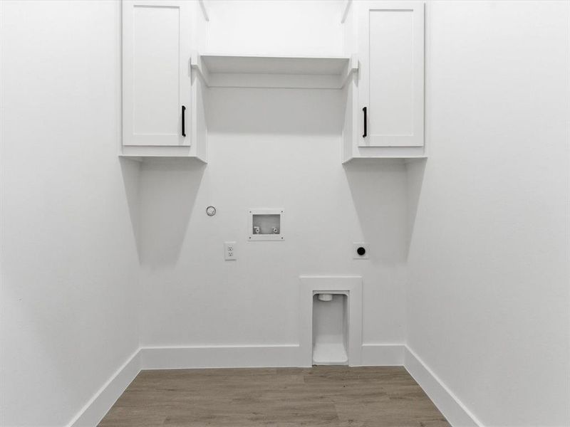 Spacious, unfurnished interior of a new home in , West Tawakoni (Image 31).