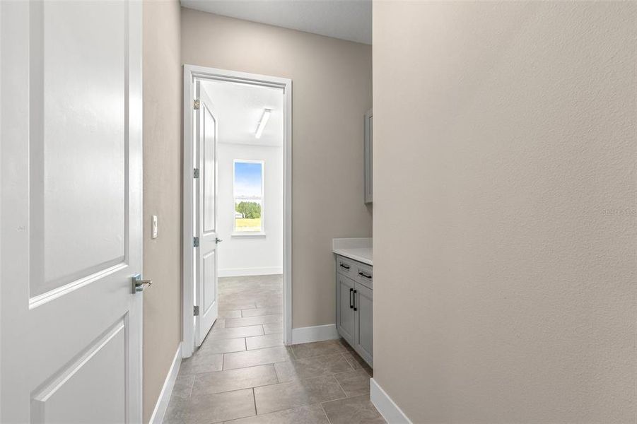 Spacious, unfurnished interior of a new home in Gray Hawk at Hole Two, Daytona Beach (Image 49). Spacious, unfurnished interior of a new home in Gray Hawk at Hole Two, Daytona Beach (Image 49).