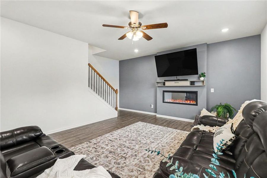 Furnished interior view inside a new home in , Cartersville (Image 5).
