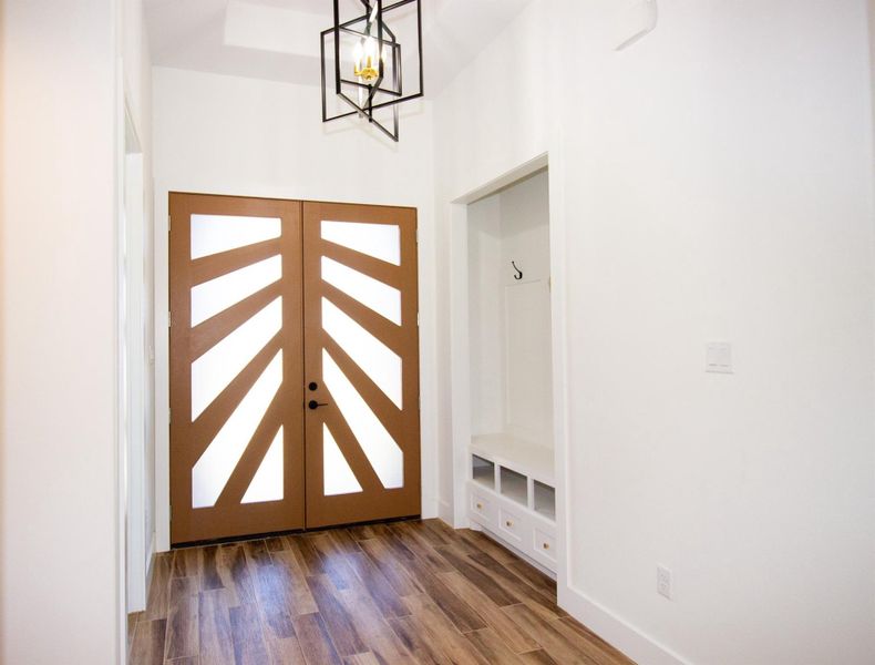 Spacious, unfurnished interior of a new home in , Hempstead (Image 19).