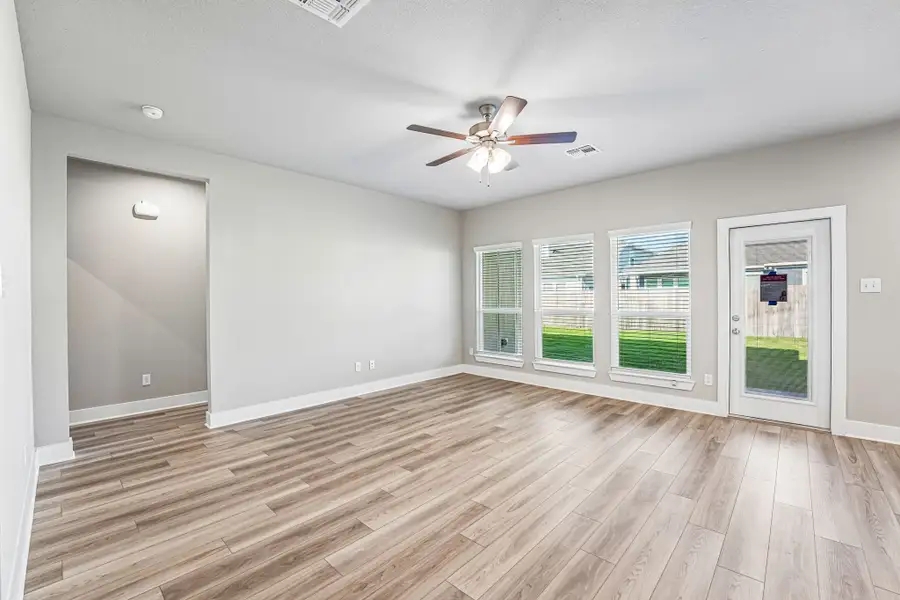 Spacious, unfurnished interior of a new home in North Point, Temple (Image 12). Spacious, unfurnished interior of a new home in North Point, Temple (Image 12).
