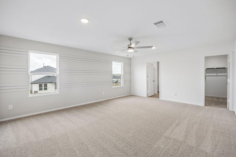 Spacious, unfurnished interior of a new home in Montgomery Bend, Montgomery (Image 16).
