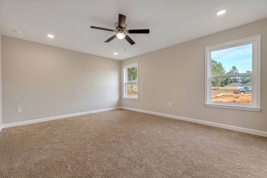 Representative unfurnished interior of a home built from the Dalton by CJL Homes in Oak Hollow, Crestview (Image 34).
