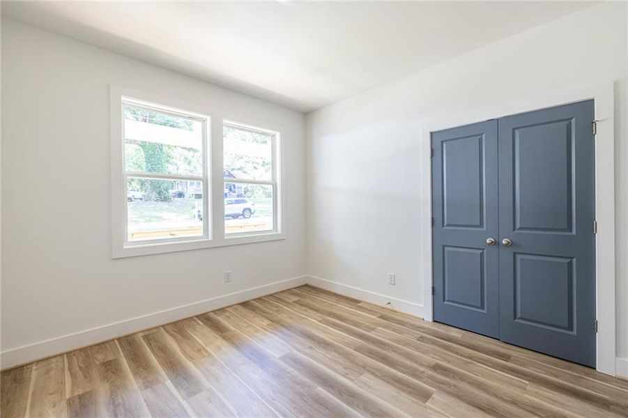 Spacious, unfurnished interior of a new home in , Atlanta (Image 31).