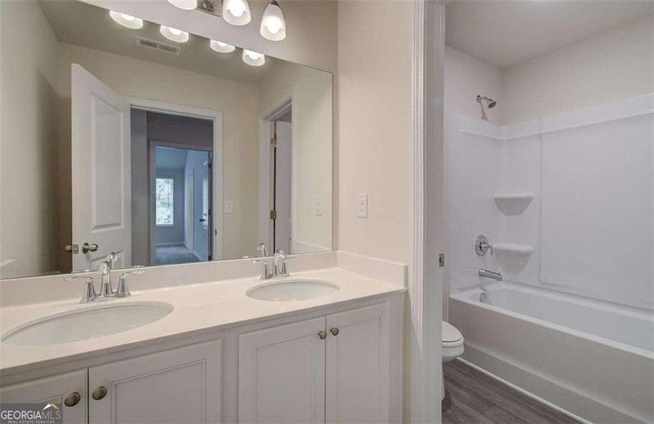 Furnished interior view inside a new home in Whisper Creek, Atlanta (Image 5).