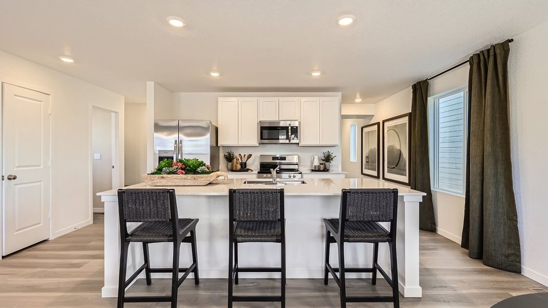 2505 Fir Kitchen F1 4of5 F1