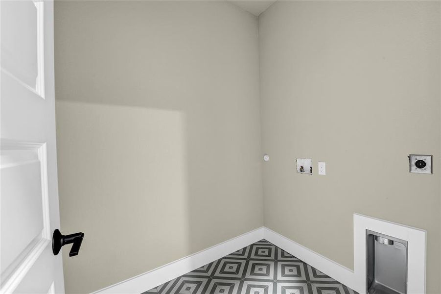 Spacious, unfurnished interior of a new home in , Mineral Wells (Image 23).