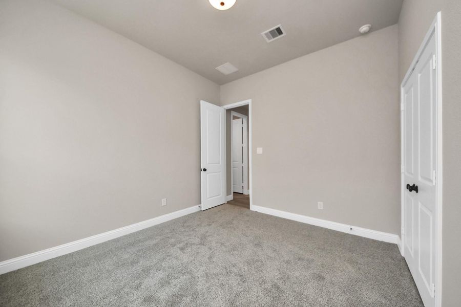 Spacious, unfurnished interior of a new home in Bridgeland: Heritage Collection, Cypress (Image 25). Spacious, unfurnished interior of a new home in Bridgeland: Heritage Collection, Cypress (Image 25).