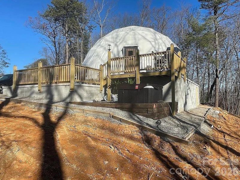 Image 12 of a home in .