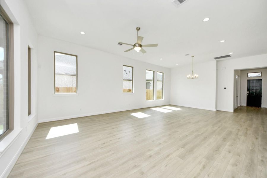 Spacious, unfurnished interior of a new home in Marvida, Cypress (Image 17).