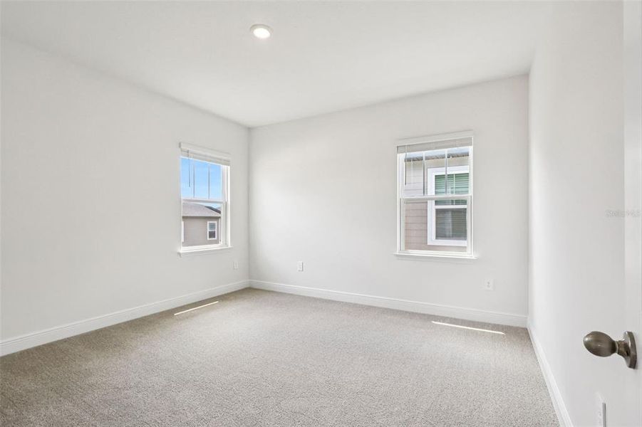 Spacious, unfurnished interior of a new home in Cyrene at Minneola, Minneola (Image 24).