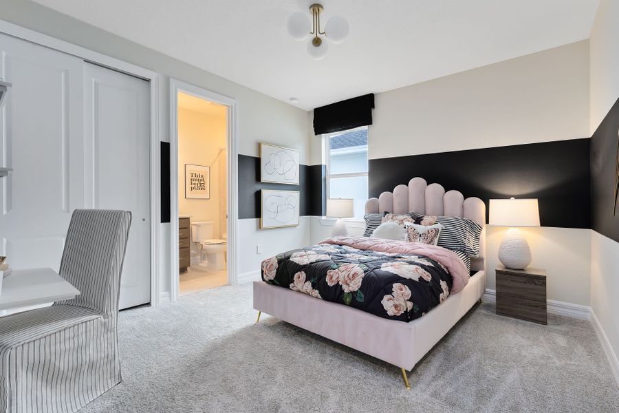 Representative furnished interior of a home built from the Bloomfield by Pulte Homes in Hartford Terrace, Davenport (Image 10).
