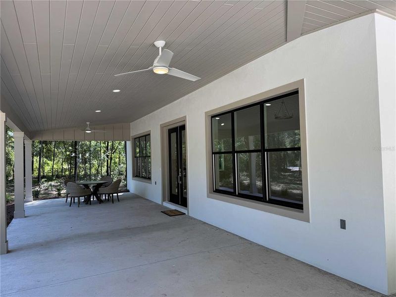 Furnished interior view inside a new home in , Dunnellon (Image 13).