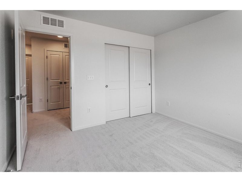 Spacious, unfurnished interior of a new home in , Timnath (Image 32).