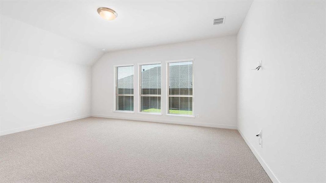 Spacious, unfurnished interior of a new home in Devonshire - Reserve 50', Forney (Image 21). Spacious, unfurnished interior of a new home in Devonshire - Reserve 50', Forney (Image 21).