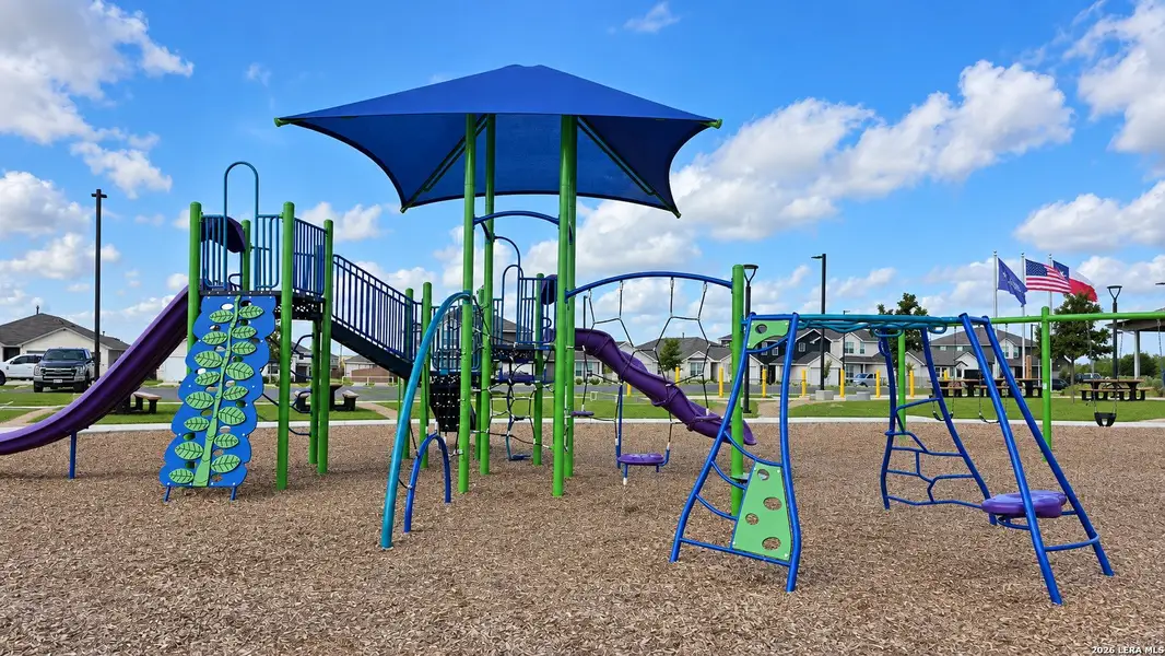 Community amenities in , Converse (Image 72). Community amenities in , Converse (Image 72).