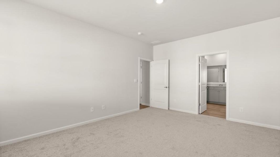 Spacious, unfurnished interior of a new home in , Villa Rica (Image 15).