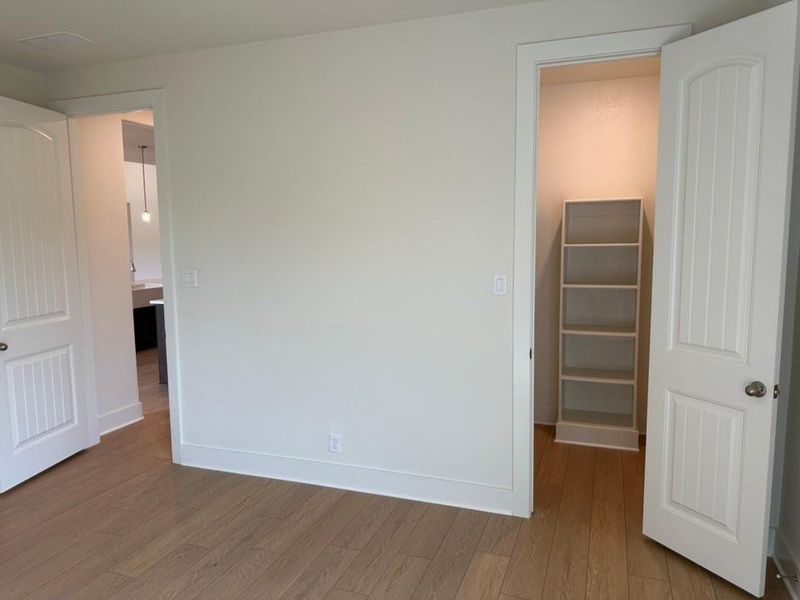 Spacious, unfurnished interior of a new home in Fannin Ranch, Leonard (Image 23).