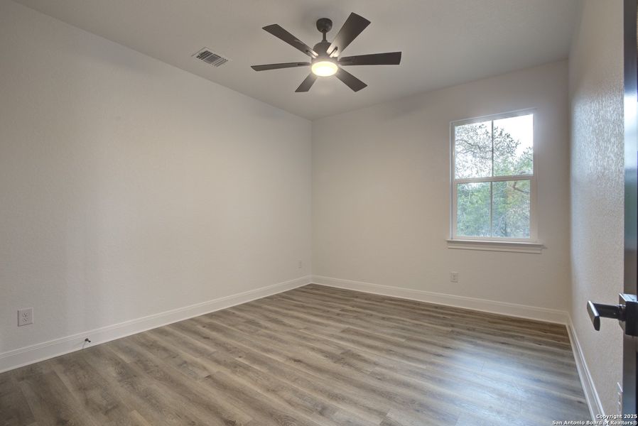 Spacious, unfurnished interior of a new home in , Wimberley (Image 33).
