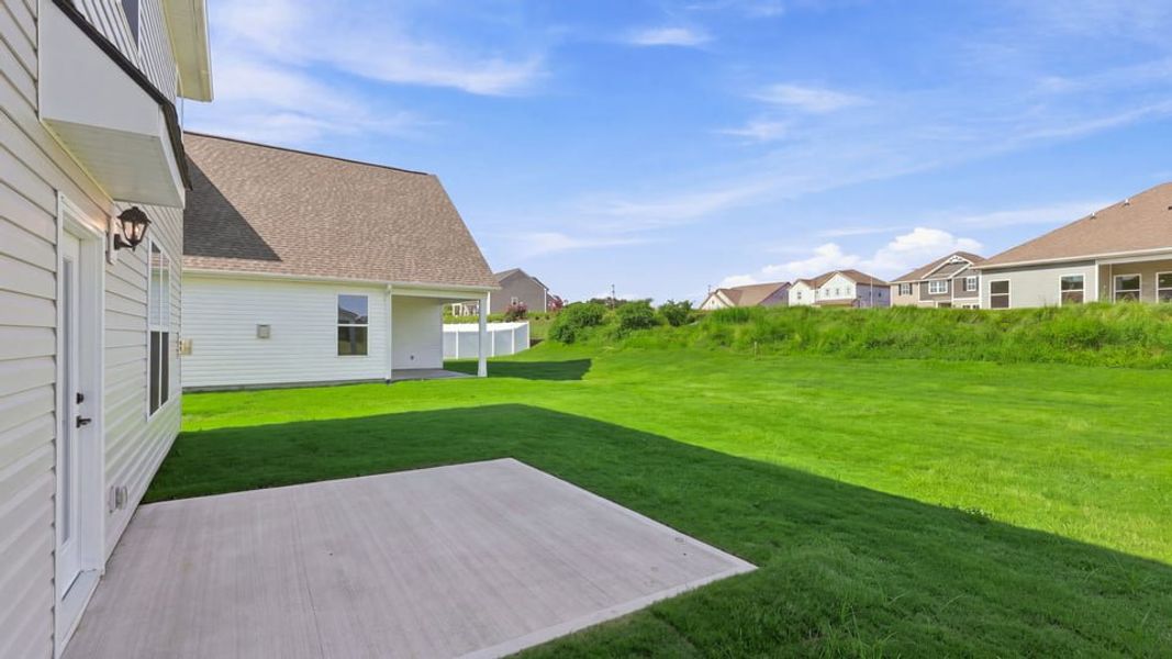 Exterior details and patio area of a home in Shadowood, Seneca (Image 23).