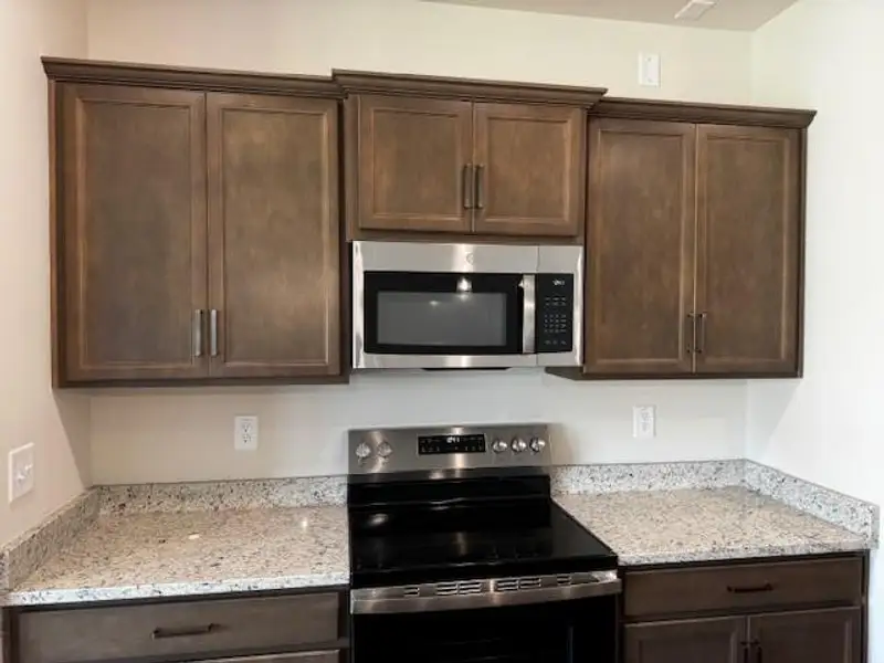 Furnished interior view inside a new home in , Jasper (Image 4).