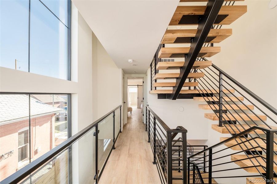 Image 27 of a home in .