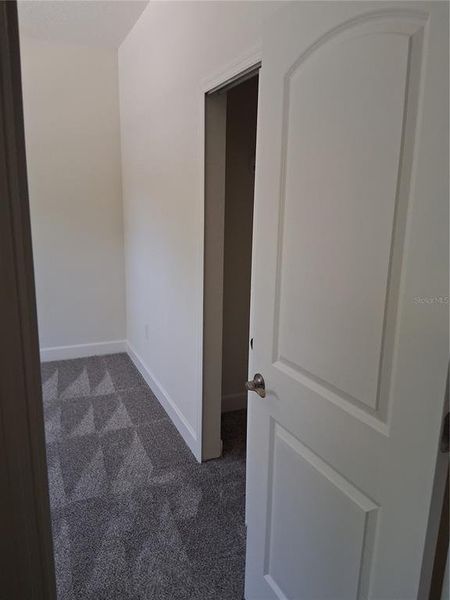 Spacious, unfurnished interior of a new home in , New Smyrna Beach (Image 18).