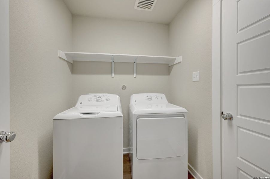 Close-up of interior finishes inside a home in Winding Brook, San Antonio (Image 20). Close-up of interior finishes inside a home in Winding Brook, San Antonio (Image 20).
