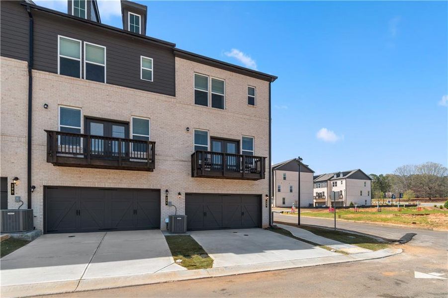 Image 43 of a home in Daybreak.