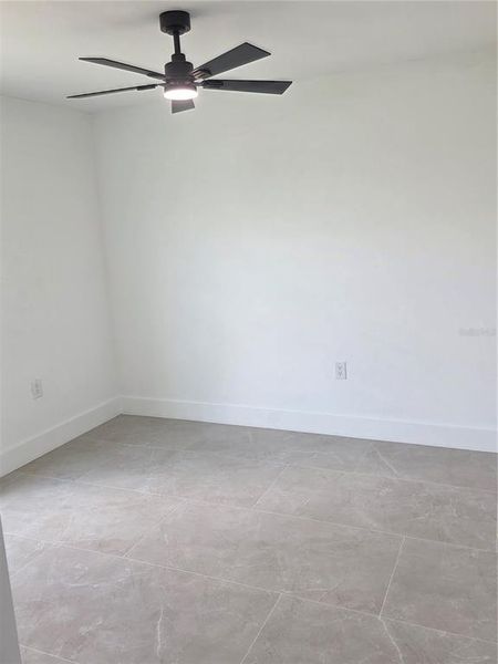 Spacious, unfurnished interior of a new home in , Cape Coral (Image 32).