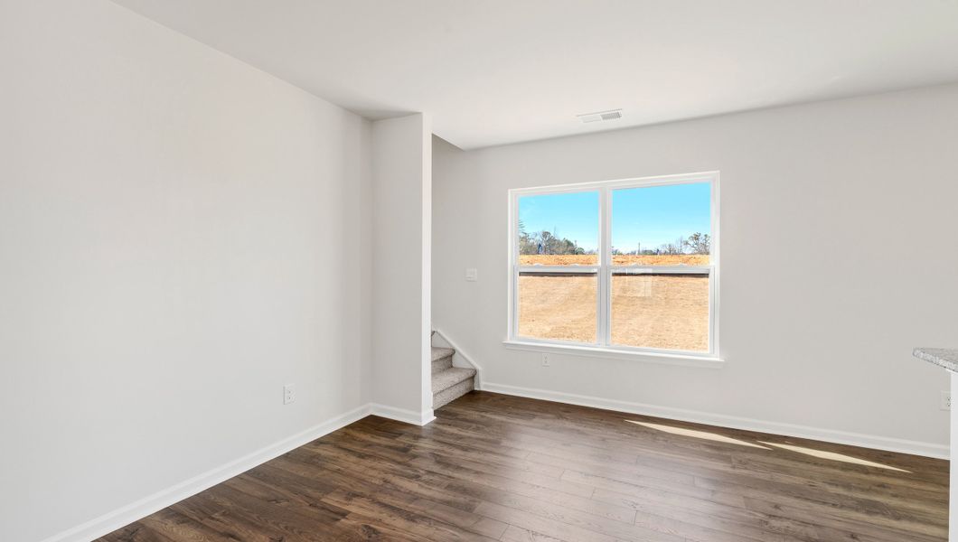 Spacious, unfurnished interior of a new home in Durbin Meadows, Fountain Inn (Image 15).