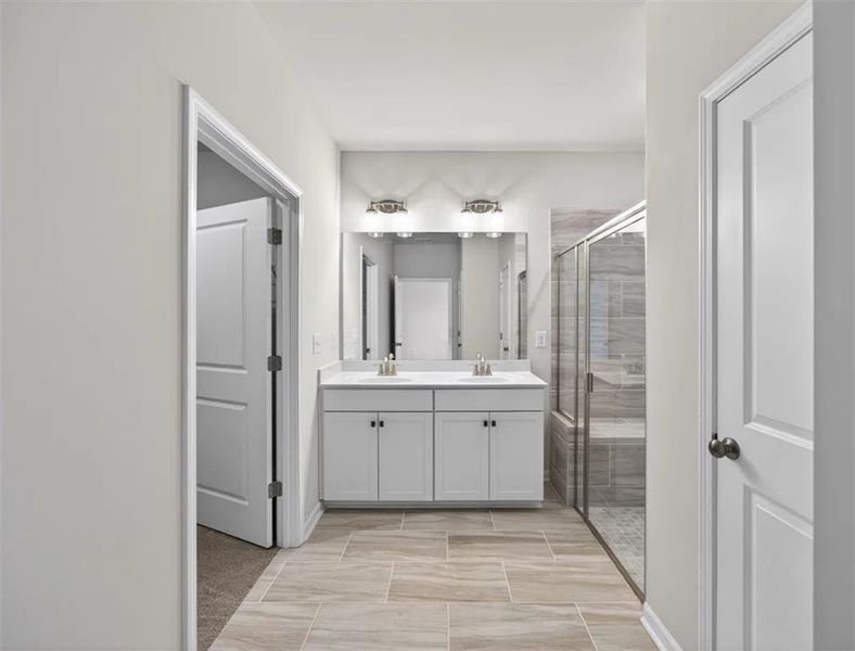 Furnished interior view inside a new home in Creekwood, Powder Springs (Image 11).