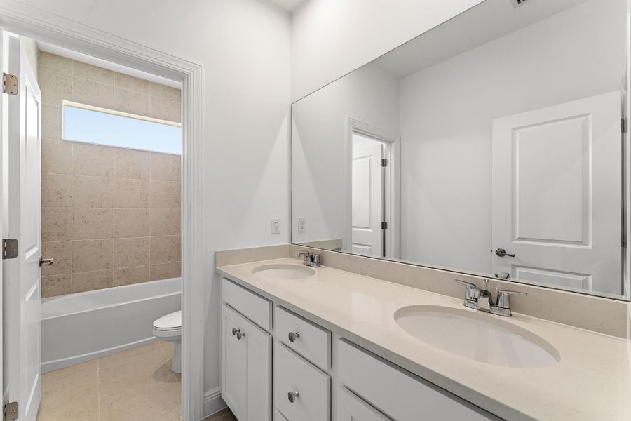 US_SEF_SALINA_LOT 51_BATH 2(2) US_SEF_SALINA_LOT 51_BATH 2(2)