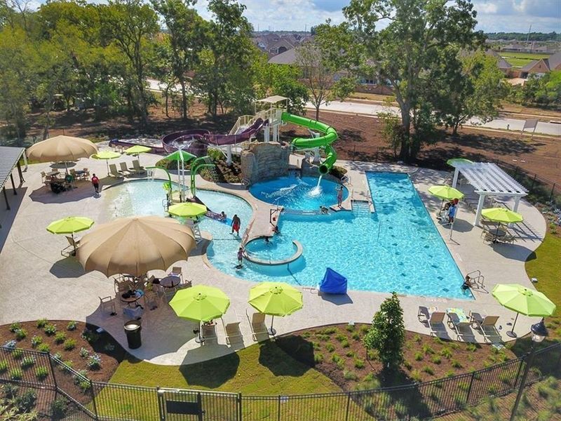 Image 13 of a home in Veranda.