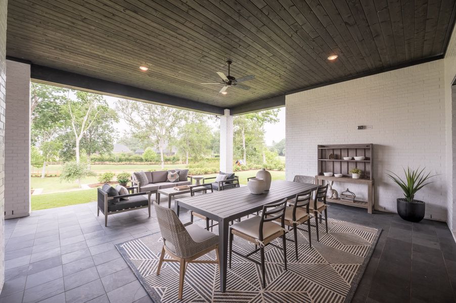 Image 93 representing the Meritage by Tri Pointe Homes in Legacy Grove, Montgomery, TX.