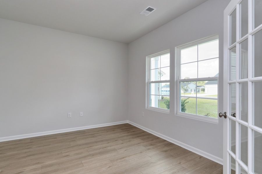 Spacious, unfurnished interior of a new home in Jordan Grove, Conway (Image 30).