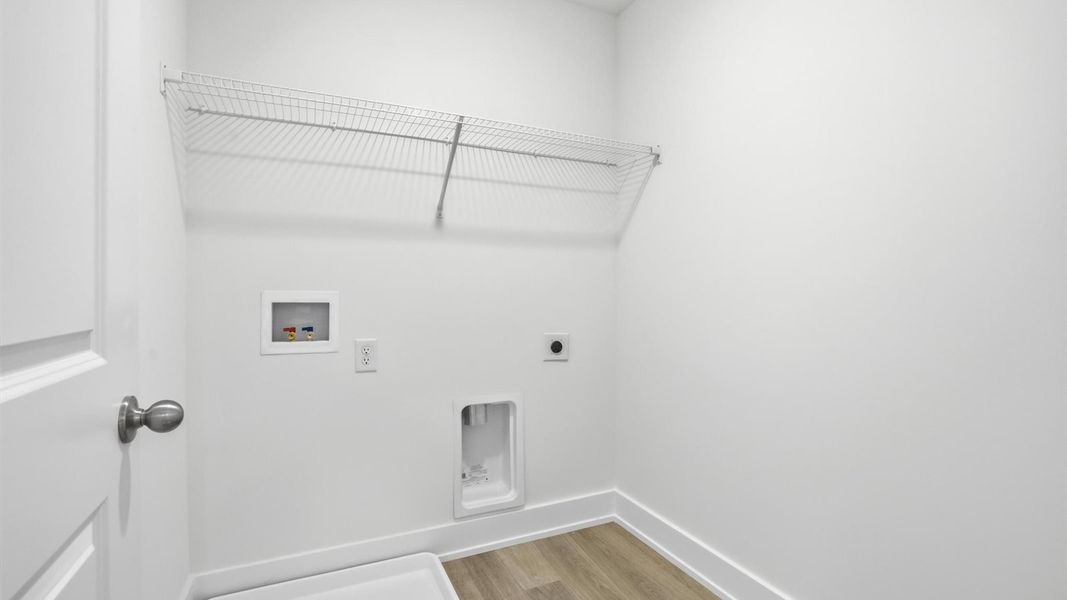 Spacious, unfurnished interior of a new home in Price's Point, Knoxville (Image 28). Spacious, unfurnished interior of a new home in Price's Point, Knoxville (Image 28).