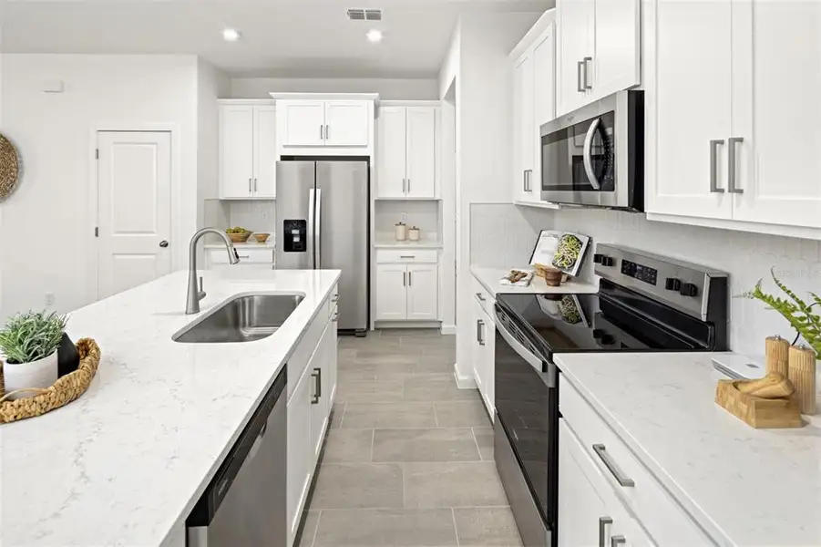 Furnished interior view inside a new home in Rainwood, Groveland (Image 4).