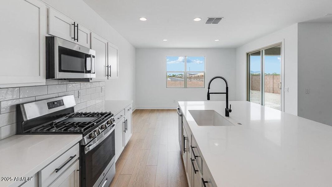 hj-az-phoenix-combs-ranch-discovery-sien hj-az-phoenix-combs-ranch-discovery-sien