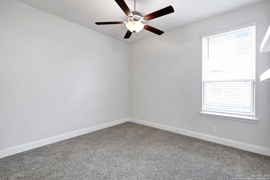 Spacious, unfurnished interior of a new home in Steele Creek, Cibolo (Image 18).