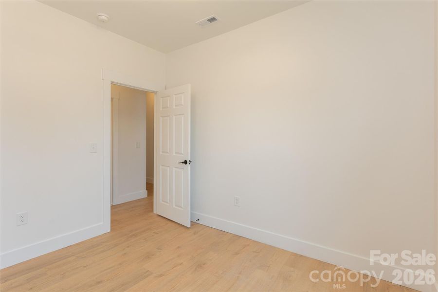 Spacious, unfurnished interior of a new home in , Concord (Image 28).