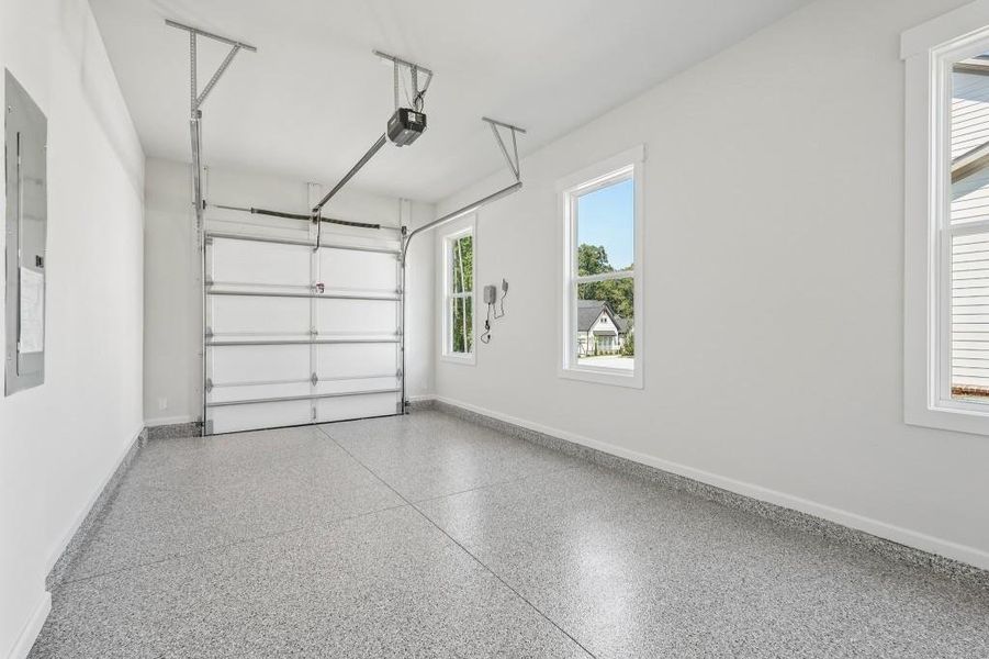 Spacious, unfurnished interior of a new home in Arden on Lanier, Cumming (Image 29).