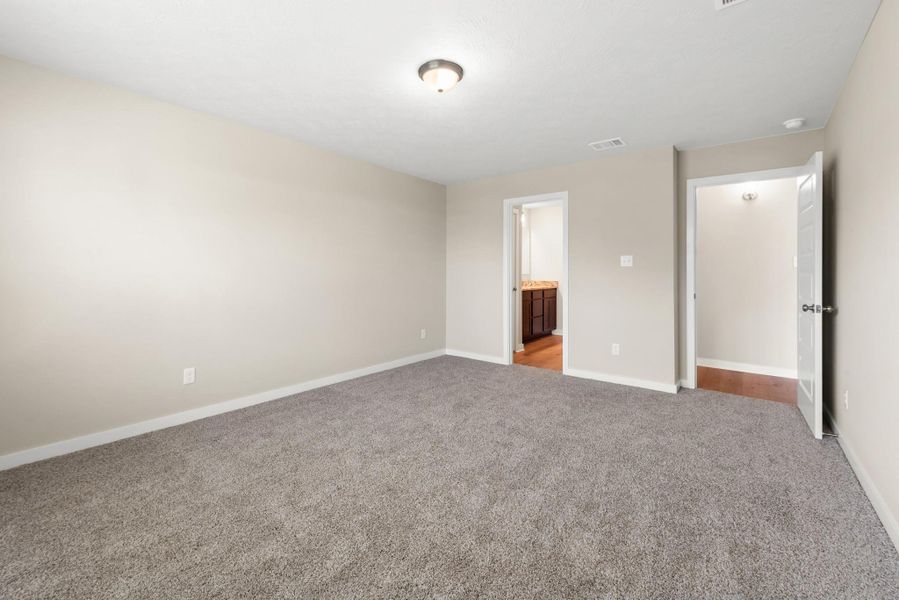 Spacious, unfurnished interior of a new home in , Caldwell (Image 30).