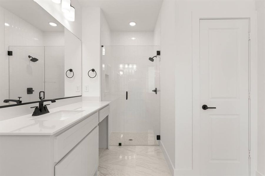 520 Elias-Primary Suite-4