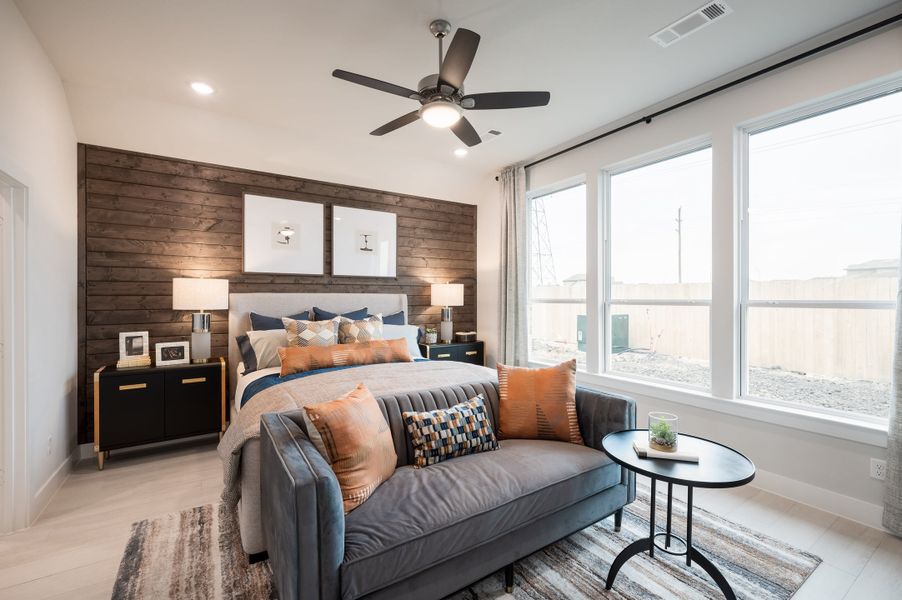 Representative furnished interior of a home built from the Falcon by Tri Pointe Homes in Trillium, Richmond (Image 14).