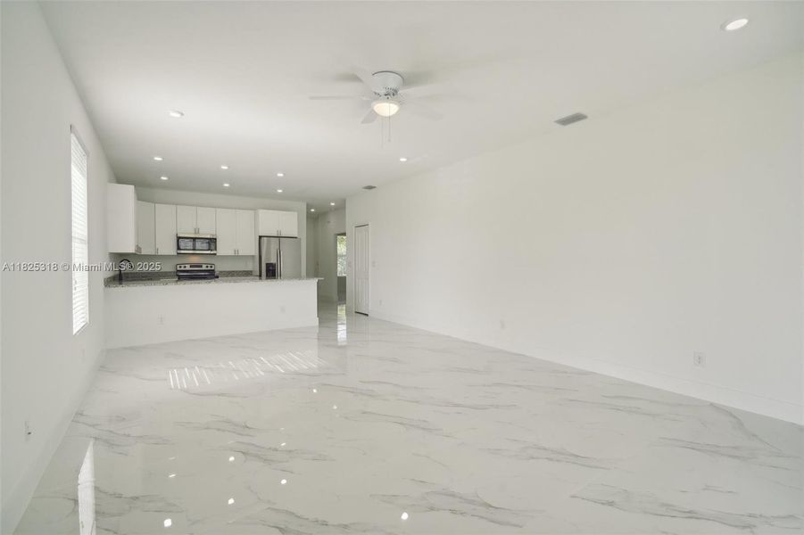 Spacious, unfurnished interior of a new home in , Lehigh Acres (Image 28). Spacious, unfurnished interior of a new home in , Lehigh Acres (Image 28).