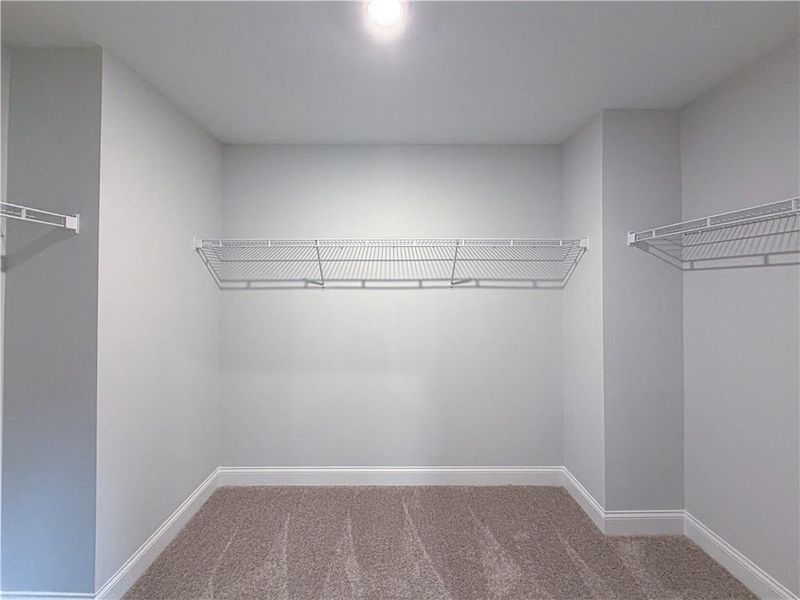 Spacious, unfurnished interior of a new home in , Dallas (Image 21).