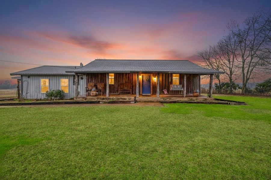 Exterior details and patio area of a home in , Paris (Image 20). Exterior details and patio area of a home in , Paris (Image 20).